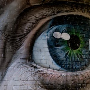 Realeyes: Nieuwe mural in Breda met dubbele betekenis